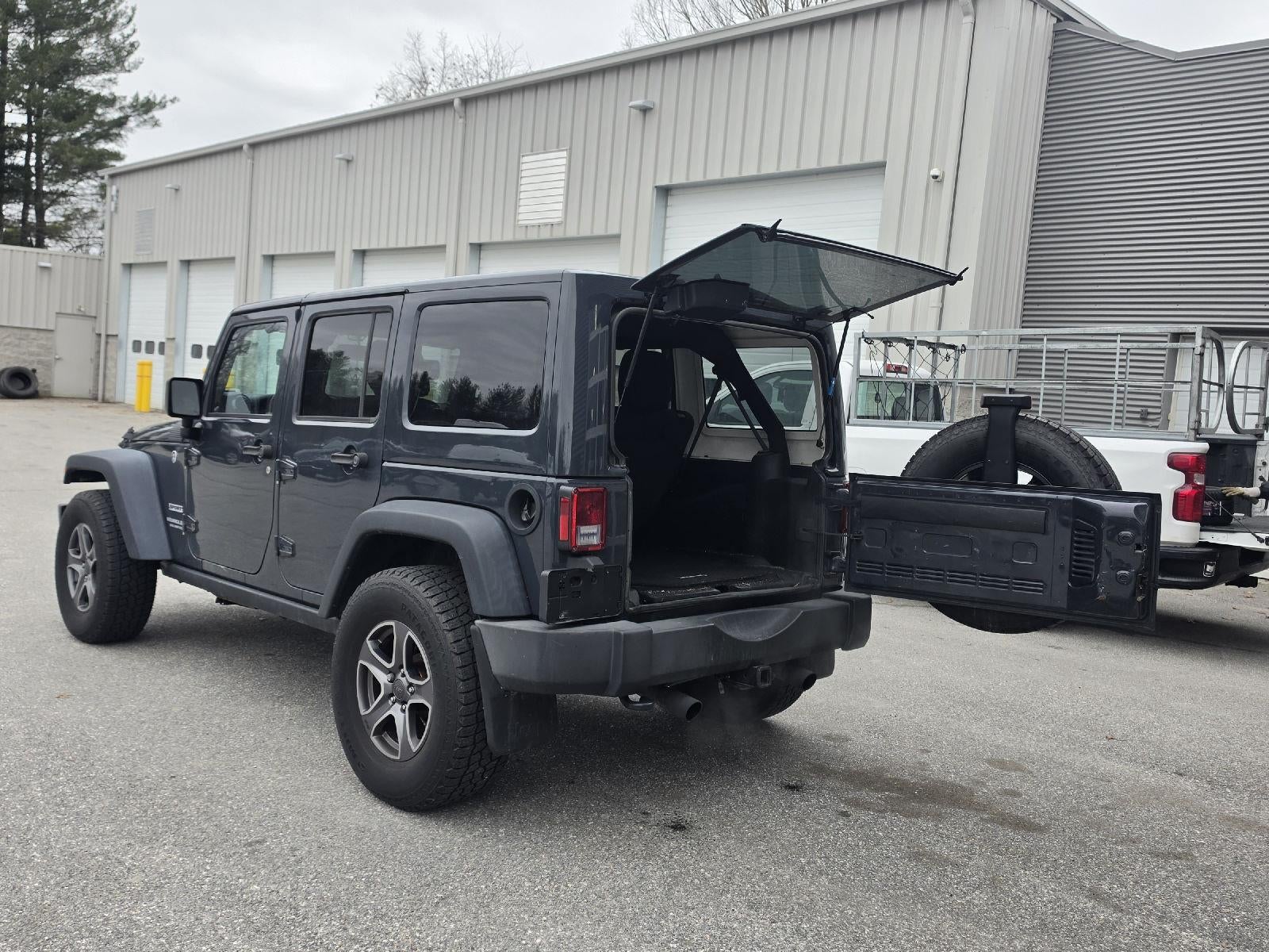 2017 Jeep Wrangler Unlimited Sport