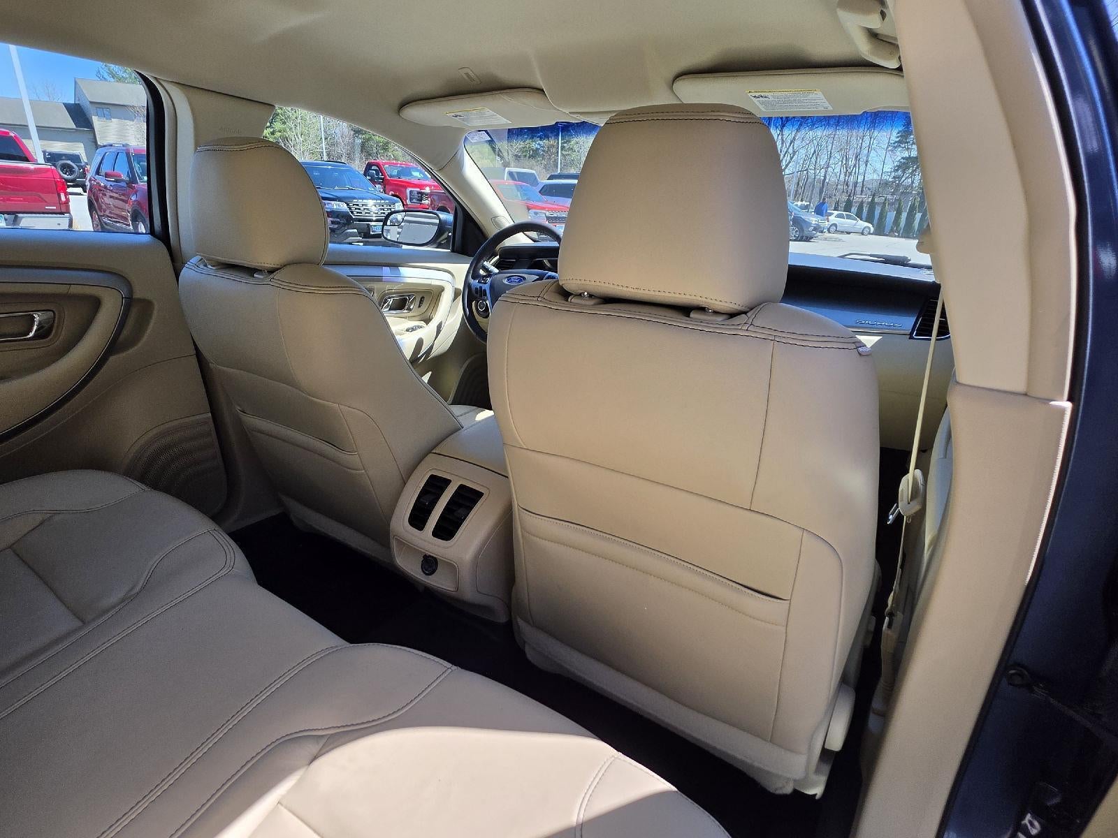2018 Ford Taurus SEL