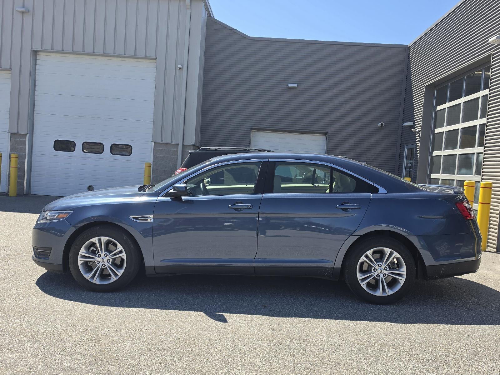2018 Ford Taurus SEL
