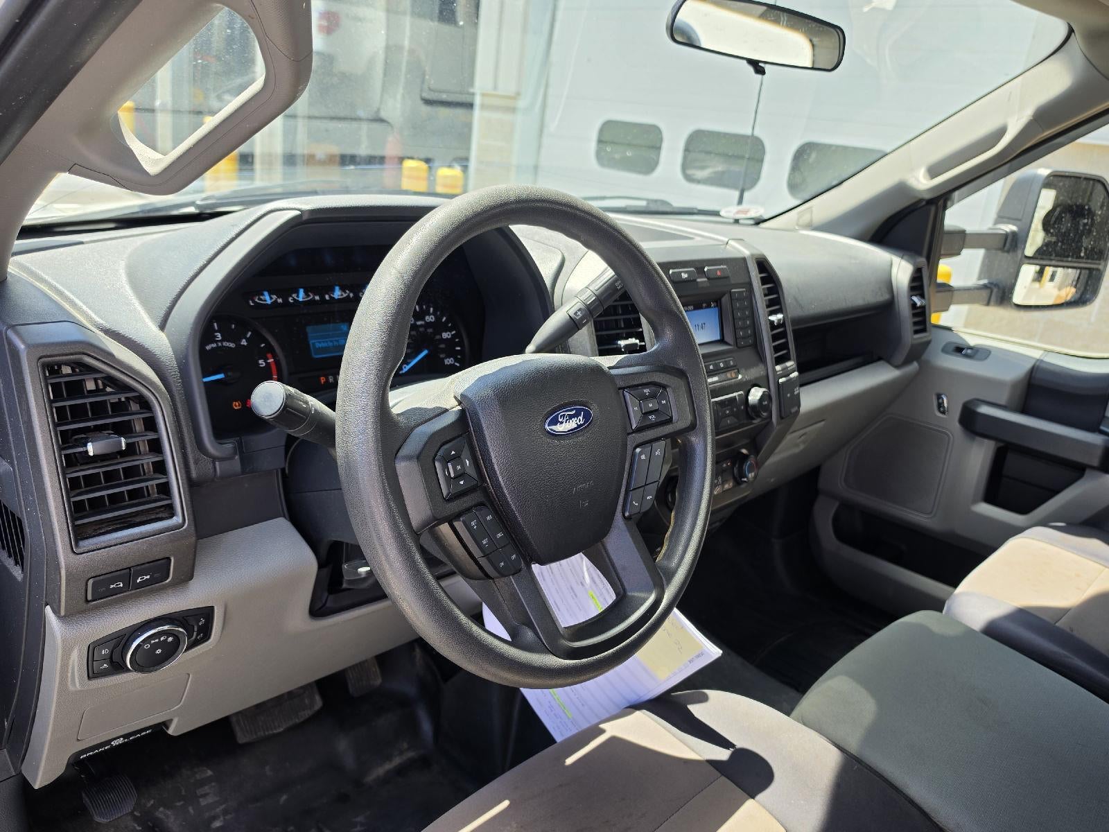 2022 Ford Super Duty F-350 DRW XL