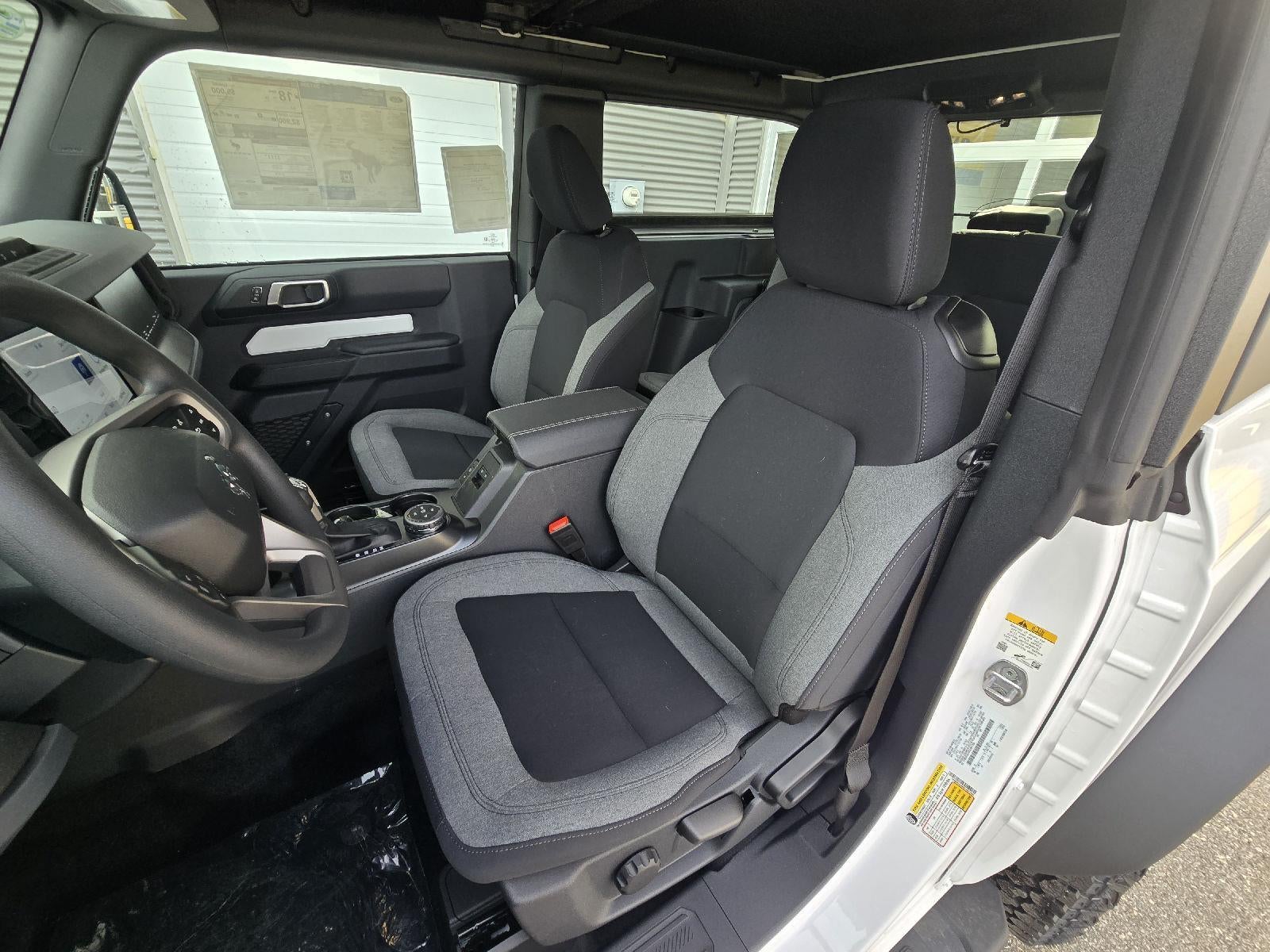 2025 Ford Bronco Base Sasquatch Package