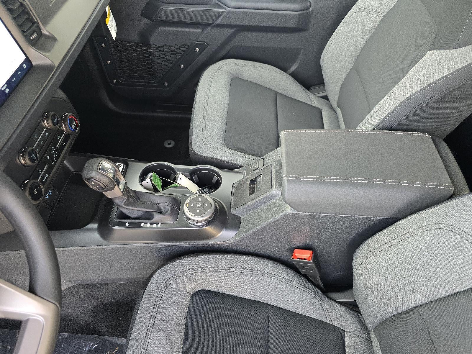 2025 Ford Bronco Base Sasquatch Package