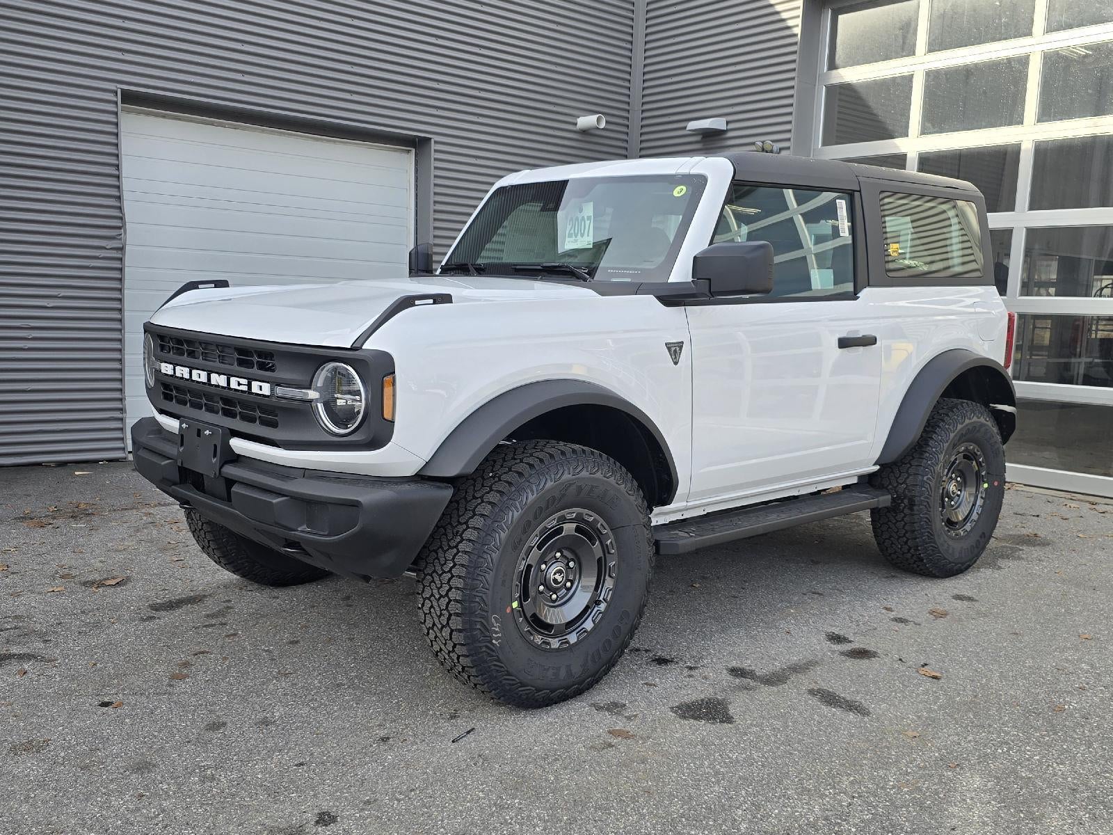 2025 Ford Bronco Base Sasquatch Package