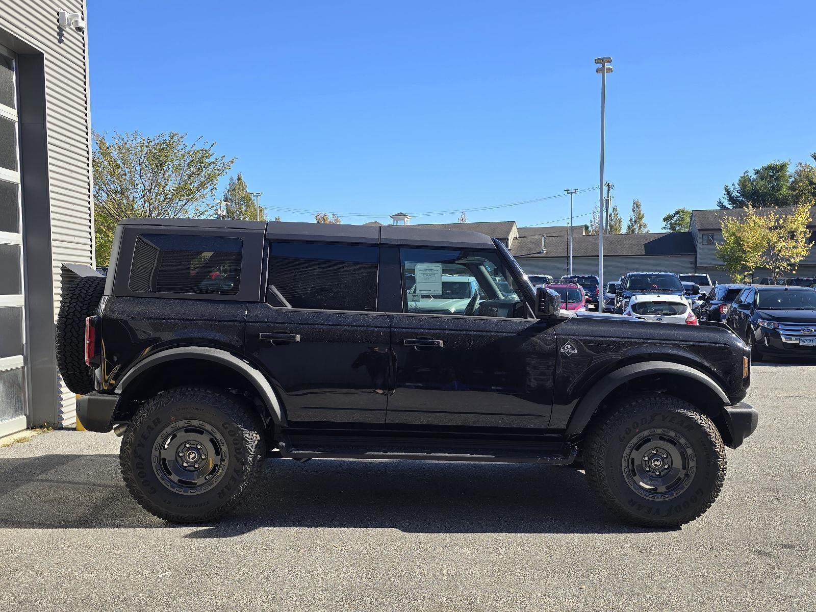 2025 Ford Bronco Outer Banks Sasquatch Package