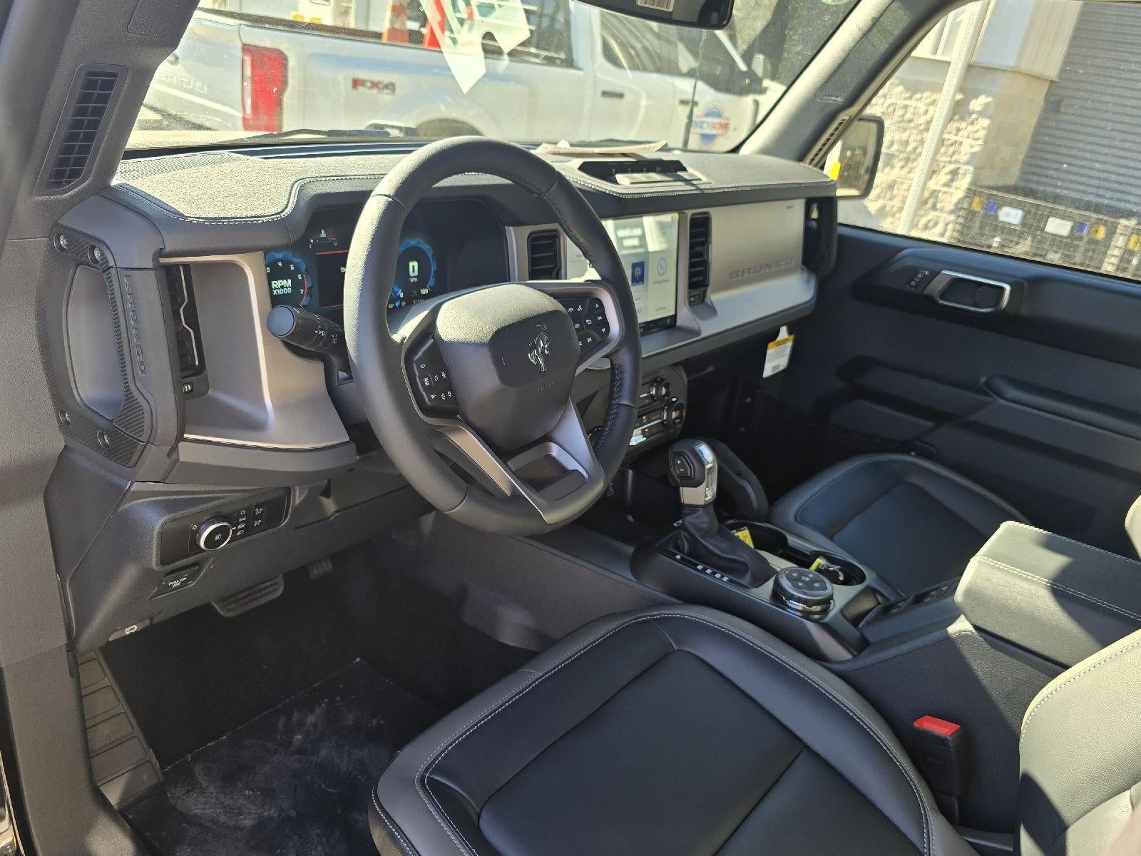 2025 Ford Bronco Outer Banks Sasquatch Package