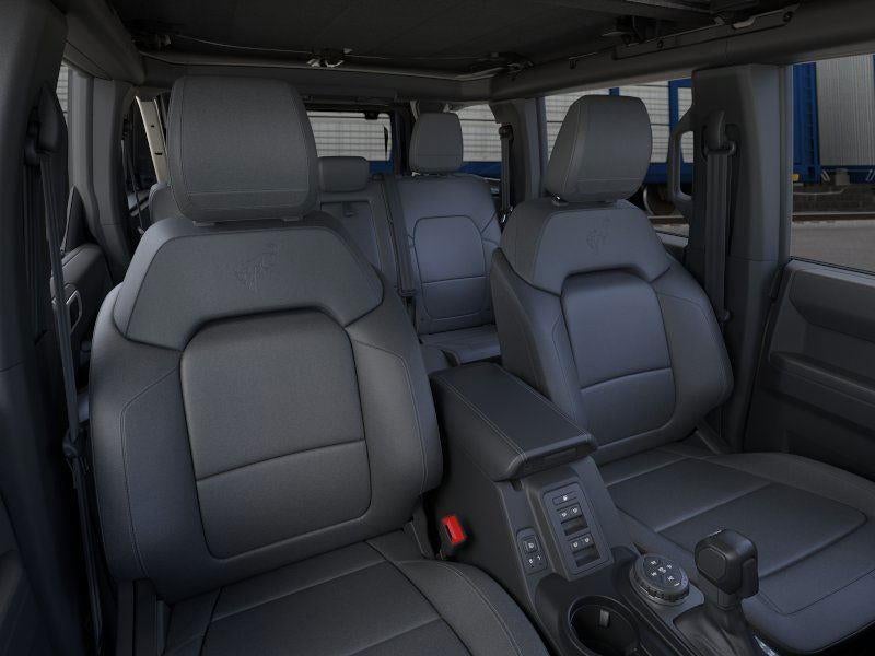 2025 Ford Bronco Outer Banks Sasquatch Package