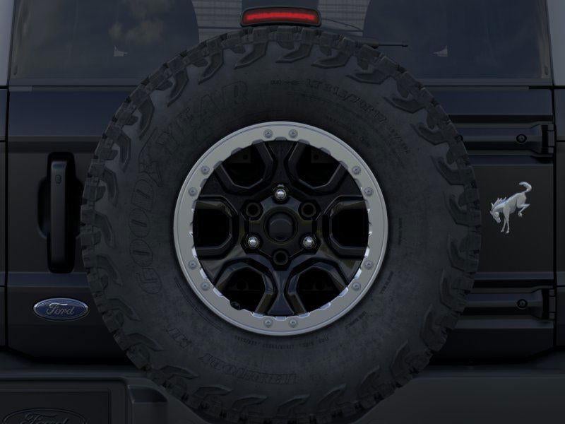 2025 Ford Bronco Outer Banks Sasquatch Package