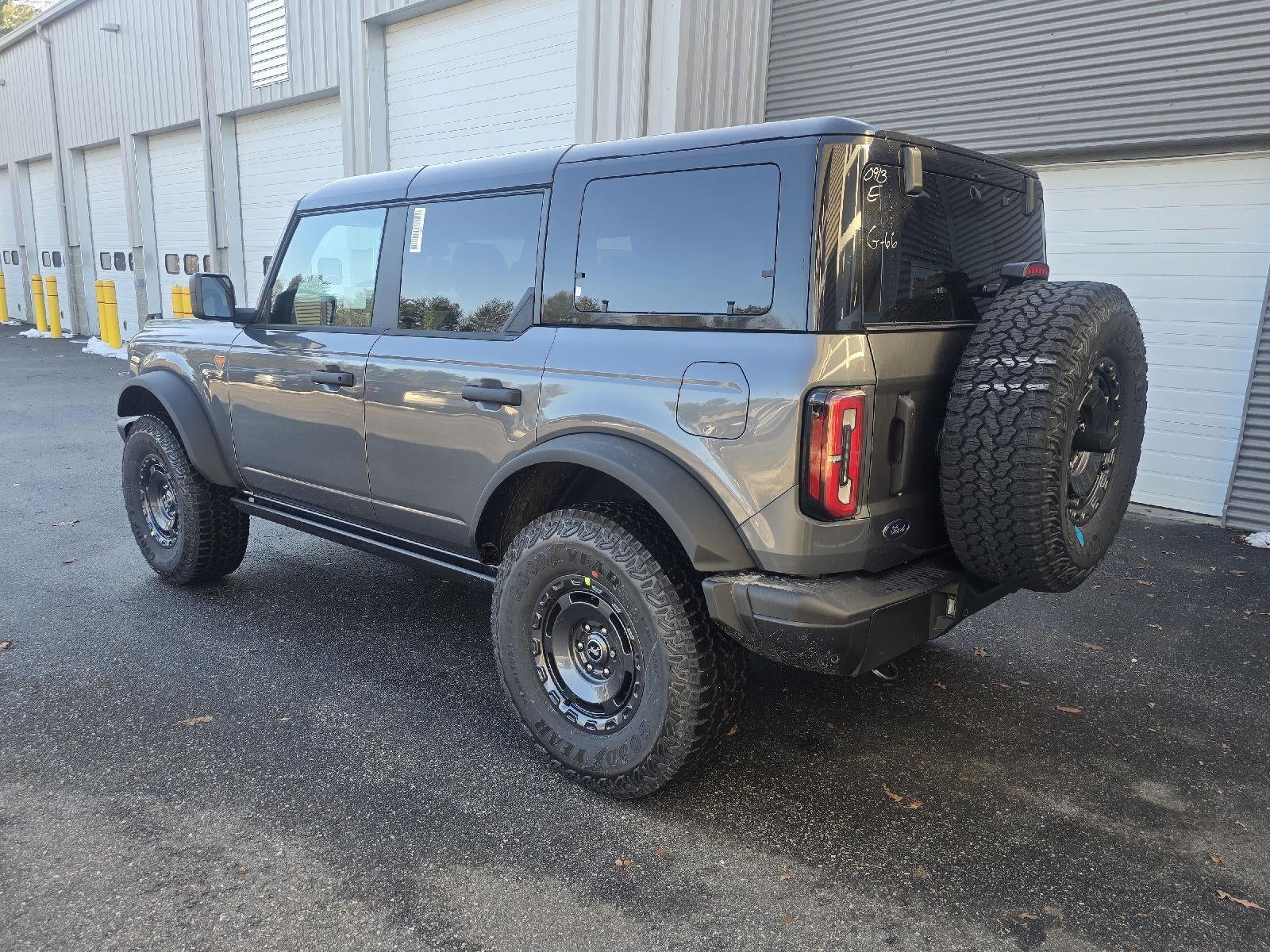 2025 Ford Bronco Badlands Sasquatch Package