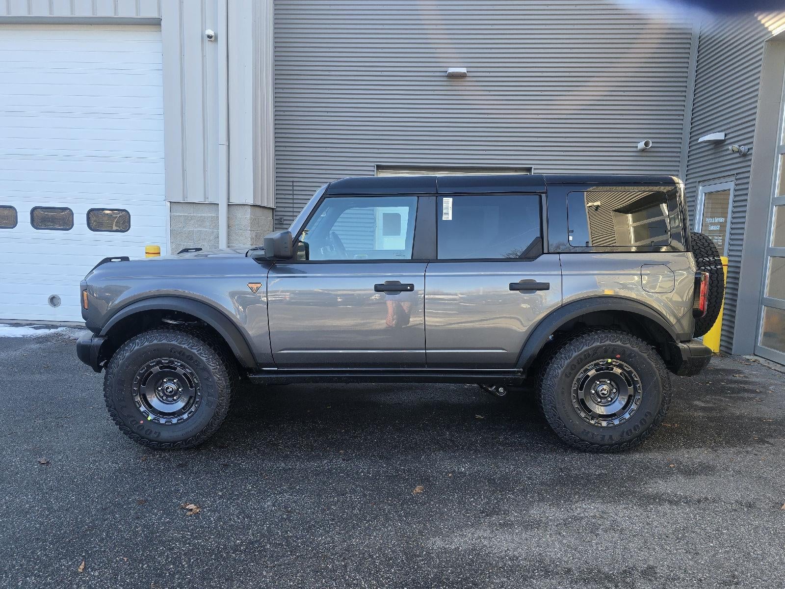 2025 Ford Bronco Badlands Sasquatch Package