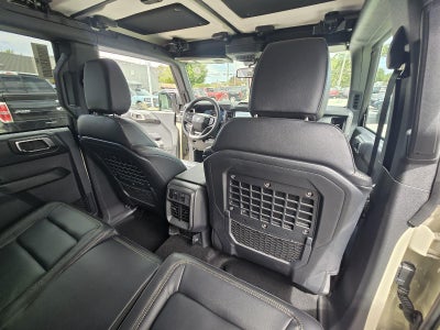 2025 Ford Bronco Badlands Sasquatch Package