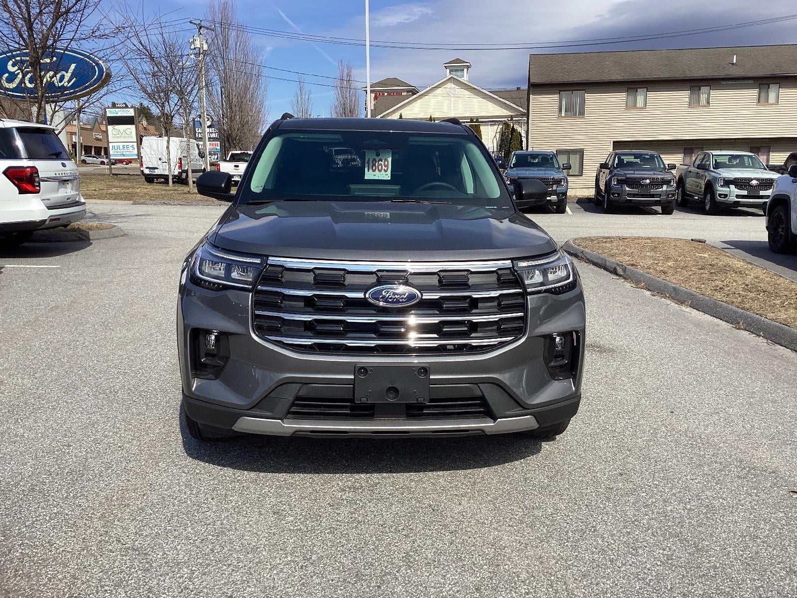 2025 Ford Explorer Active