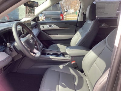 2025 Ford Explorer Active