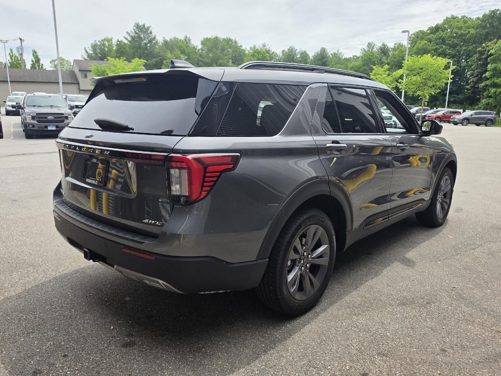 2026 Ford Explorer Active w/200A Pkg