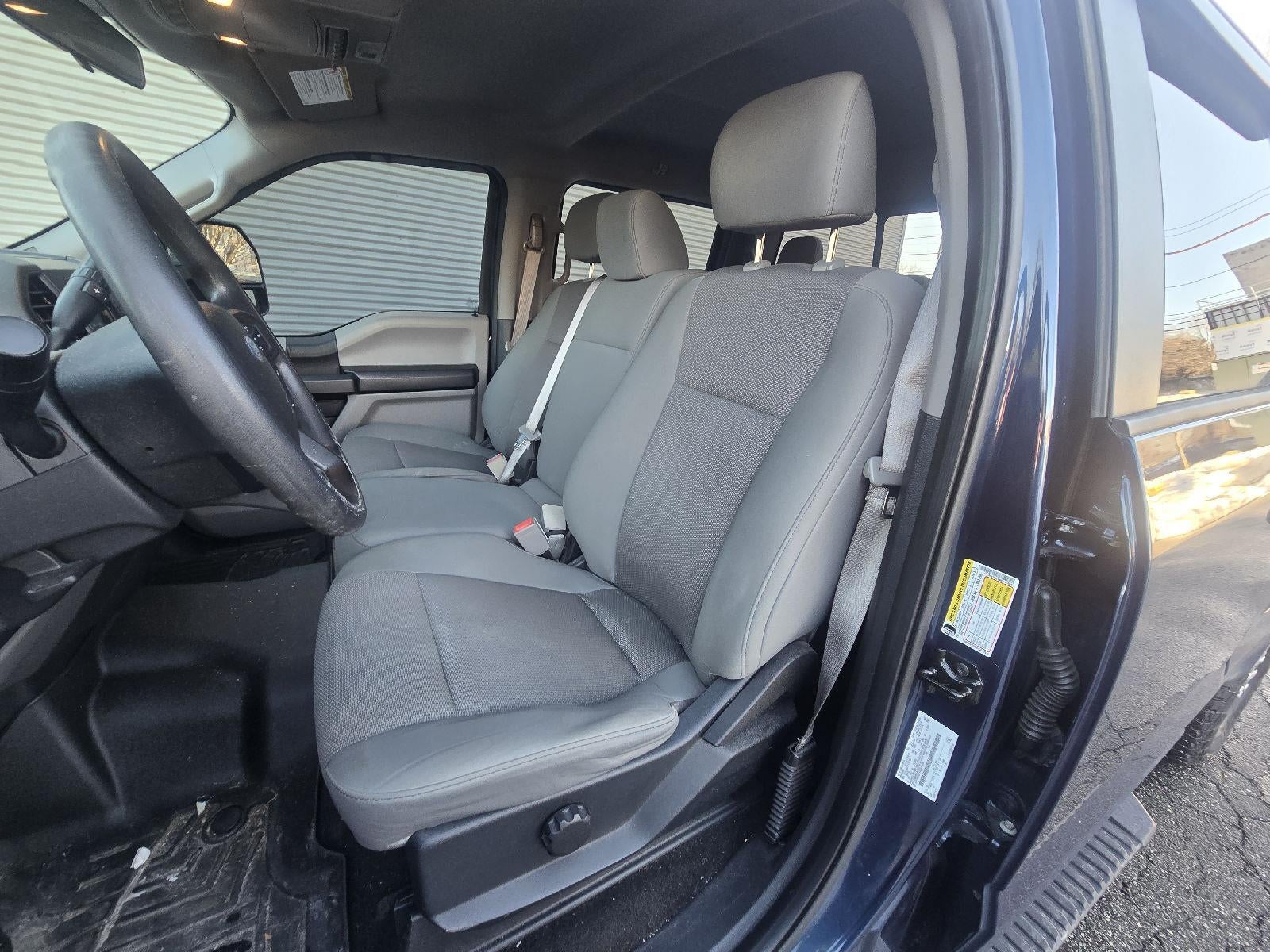 2017 Ford Super Duty F-350 SRW XL