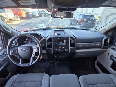 2017 Ford Super Duty F-350 SRW XL