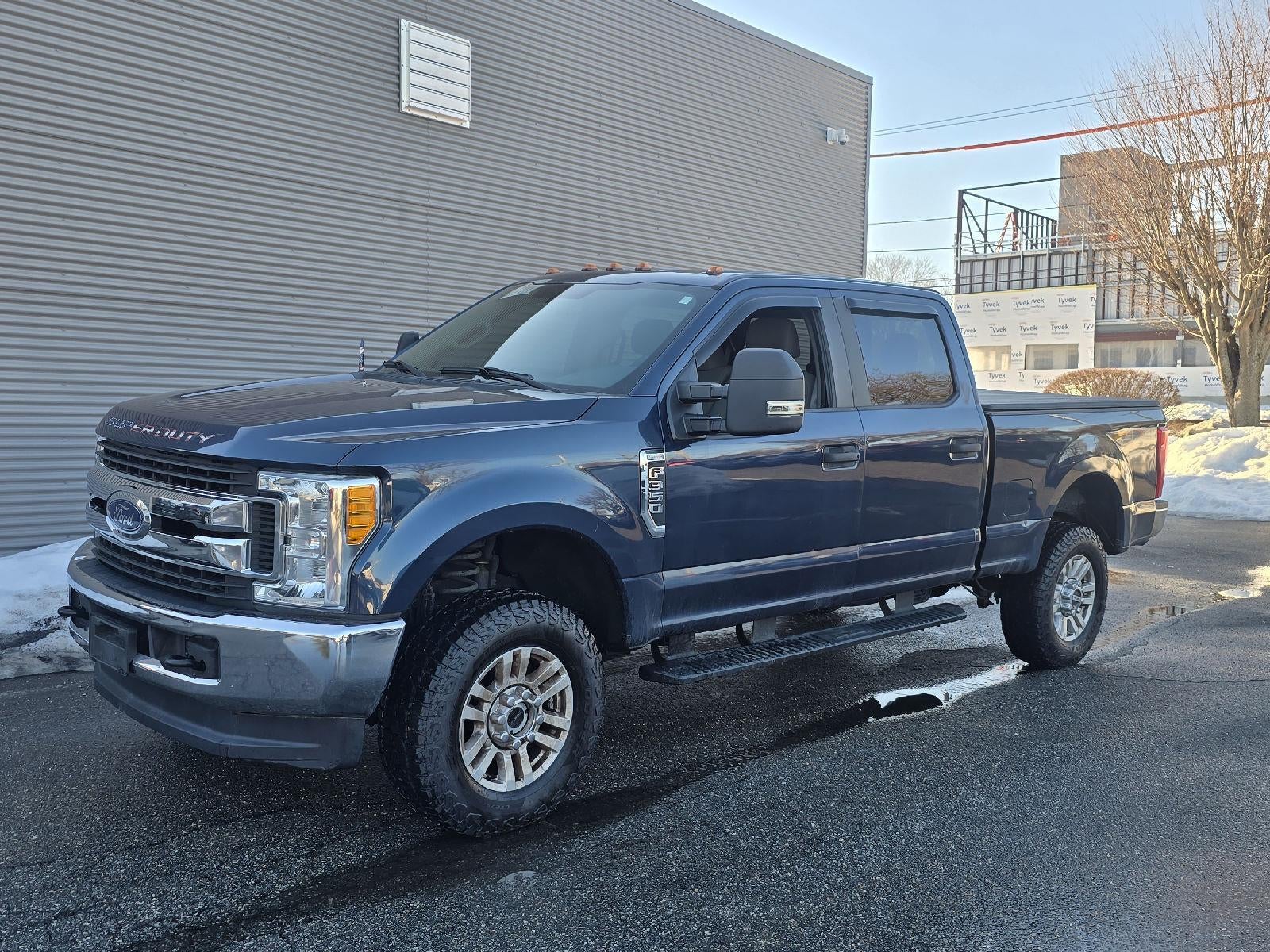 2017 Ford Super Duty F-350 SRW XL