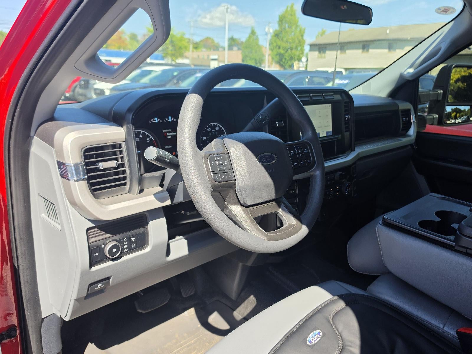 2024 Ford Super Duty F-350 SRW XL