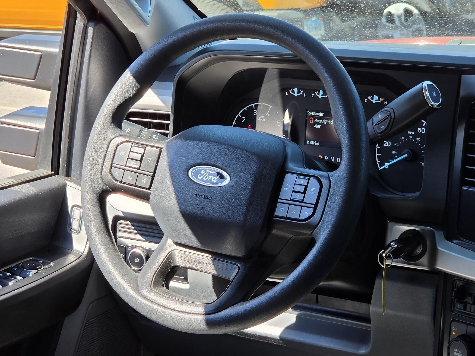 2024 Ford Super Duty F-350 SRW XL