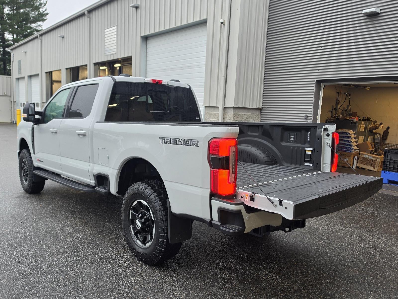 2026 Ford Super Duty F-350 Srw Platinum