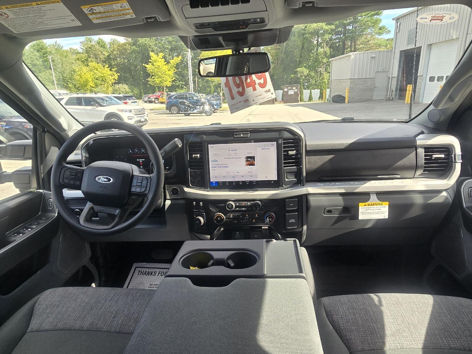 2025 Ford Super Duty F-350 SRW XLT