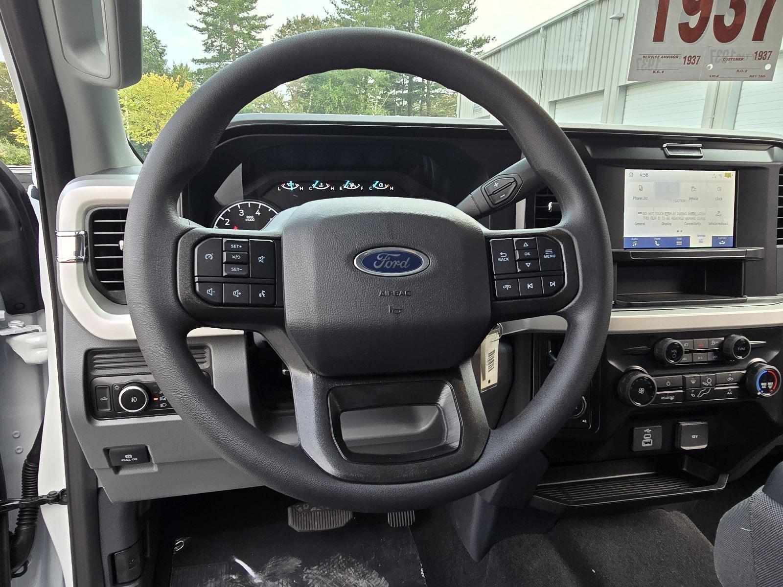 2026 Ford Super Duty F-350 SRW XL