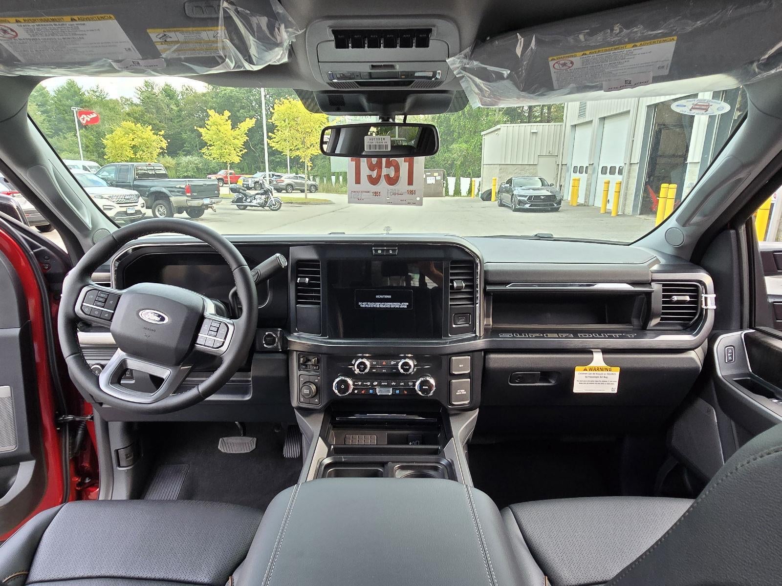 2026 Ford Super Duty F-350 SRW LARIAT