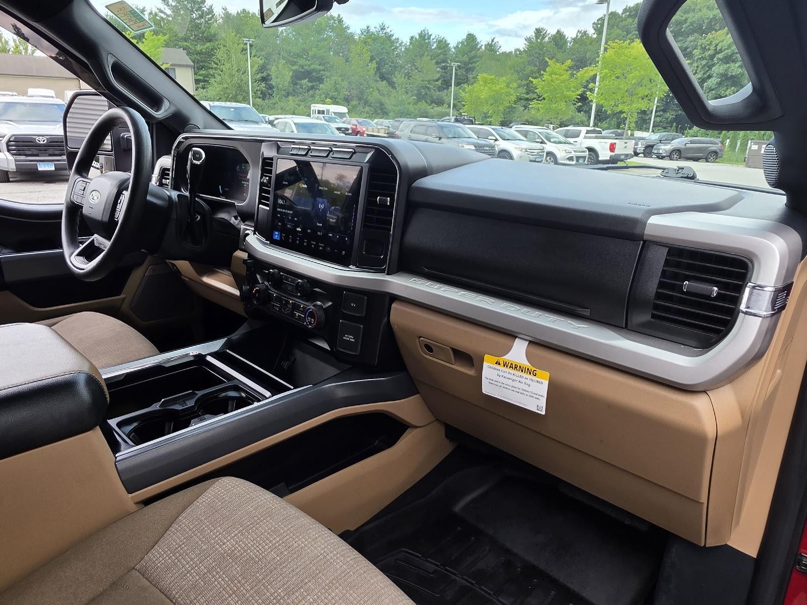 2024 Ford Super Duty F-350 XLT