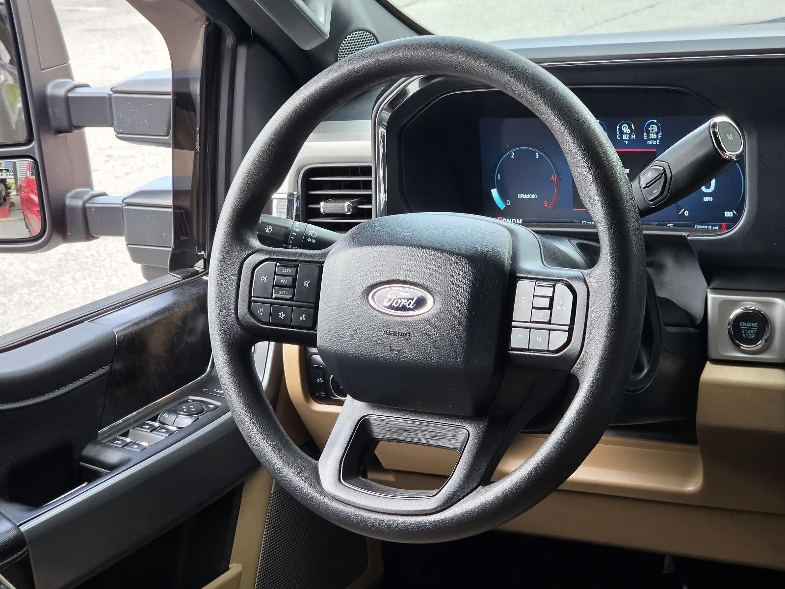 2024 Ford Super Duty F-350 XLT