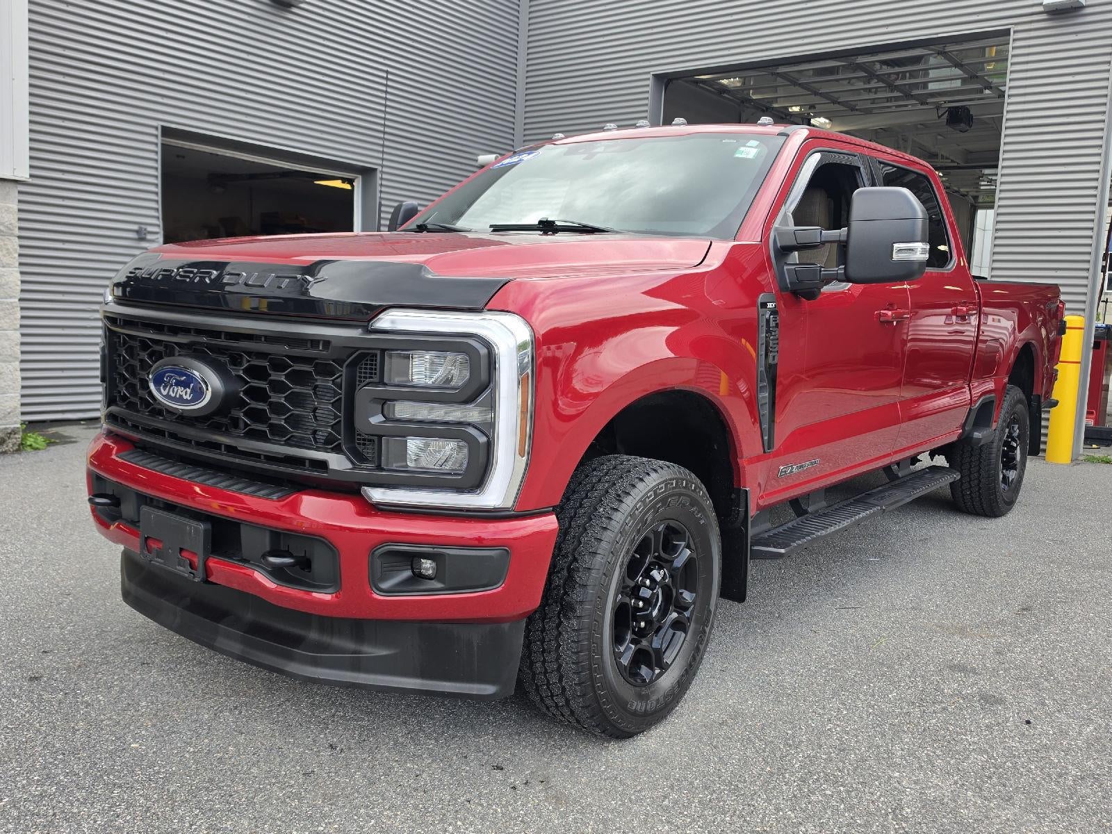 2024 Ford Super Duty F-350 XLT