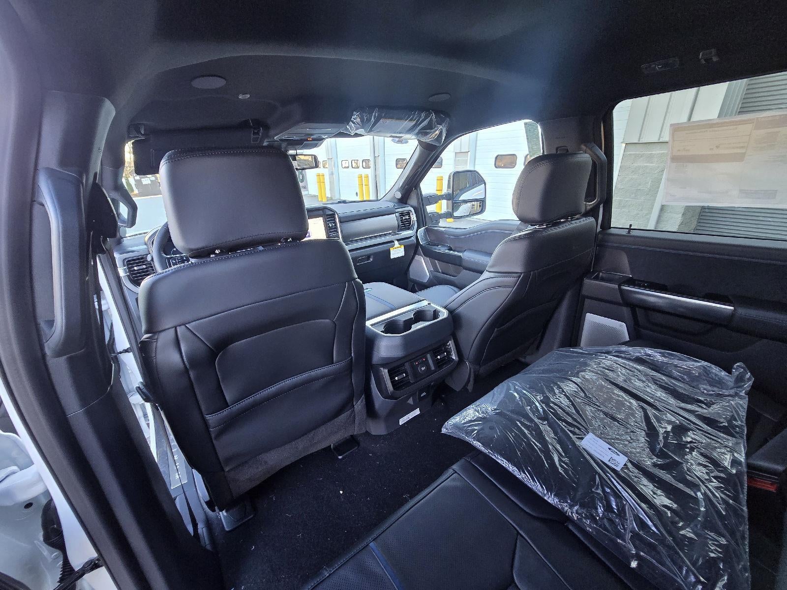 2026 Ford Super Duty F-350 SRW Platinum