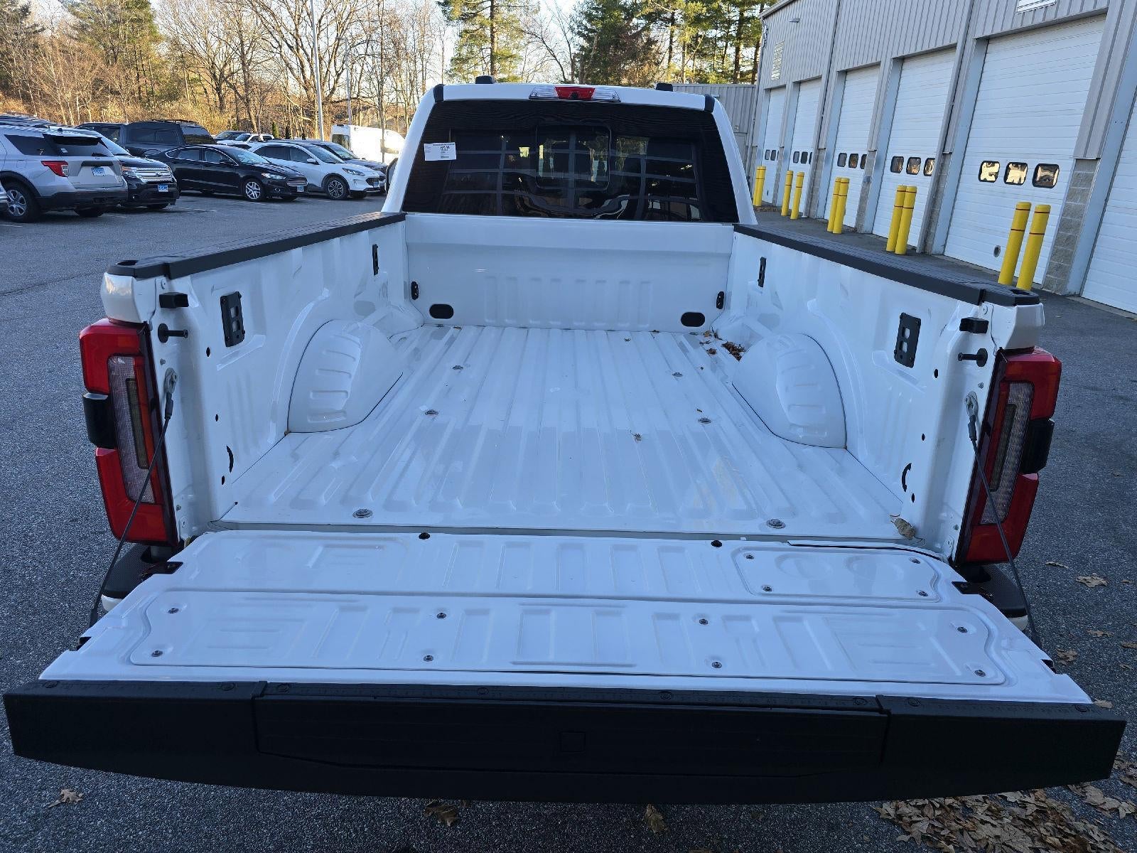 2026 Ford Super Duty F-350 SRW Platinum