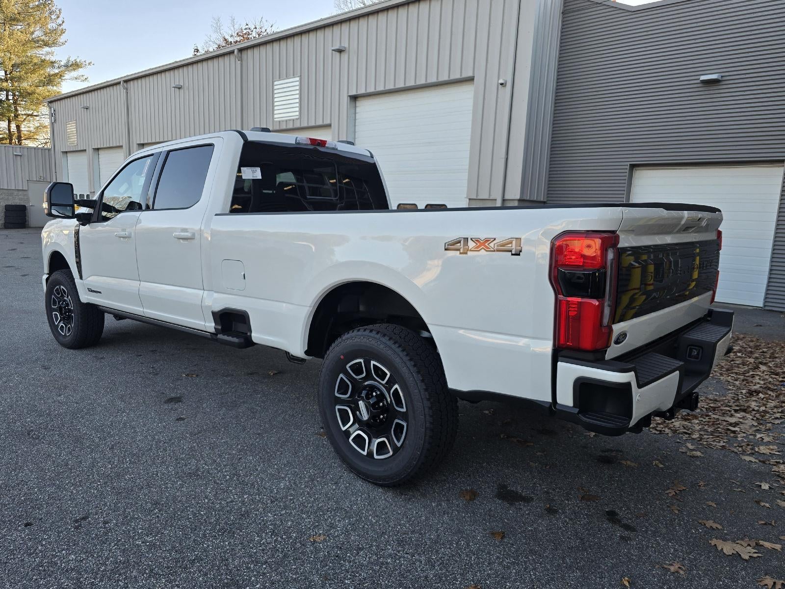 2026 Ford Super Duty F-350 SRW Platinum