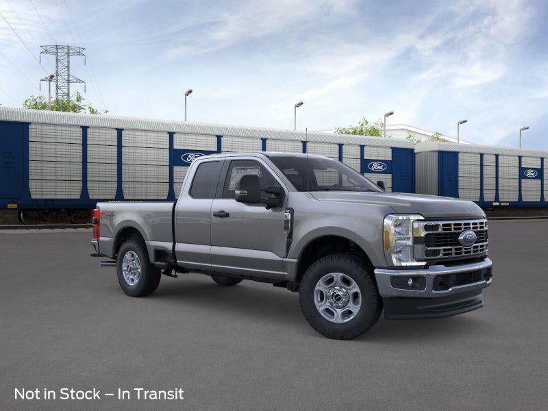 2026 Ford Super Duty F-350 XLT