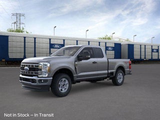 2026 Ford Super Duty F-350 XLT