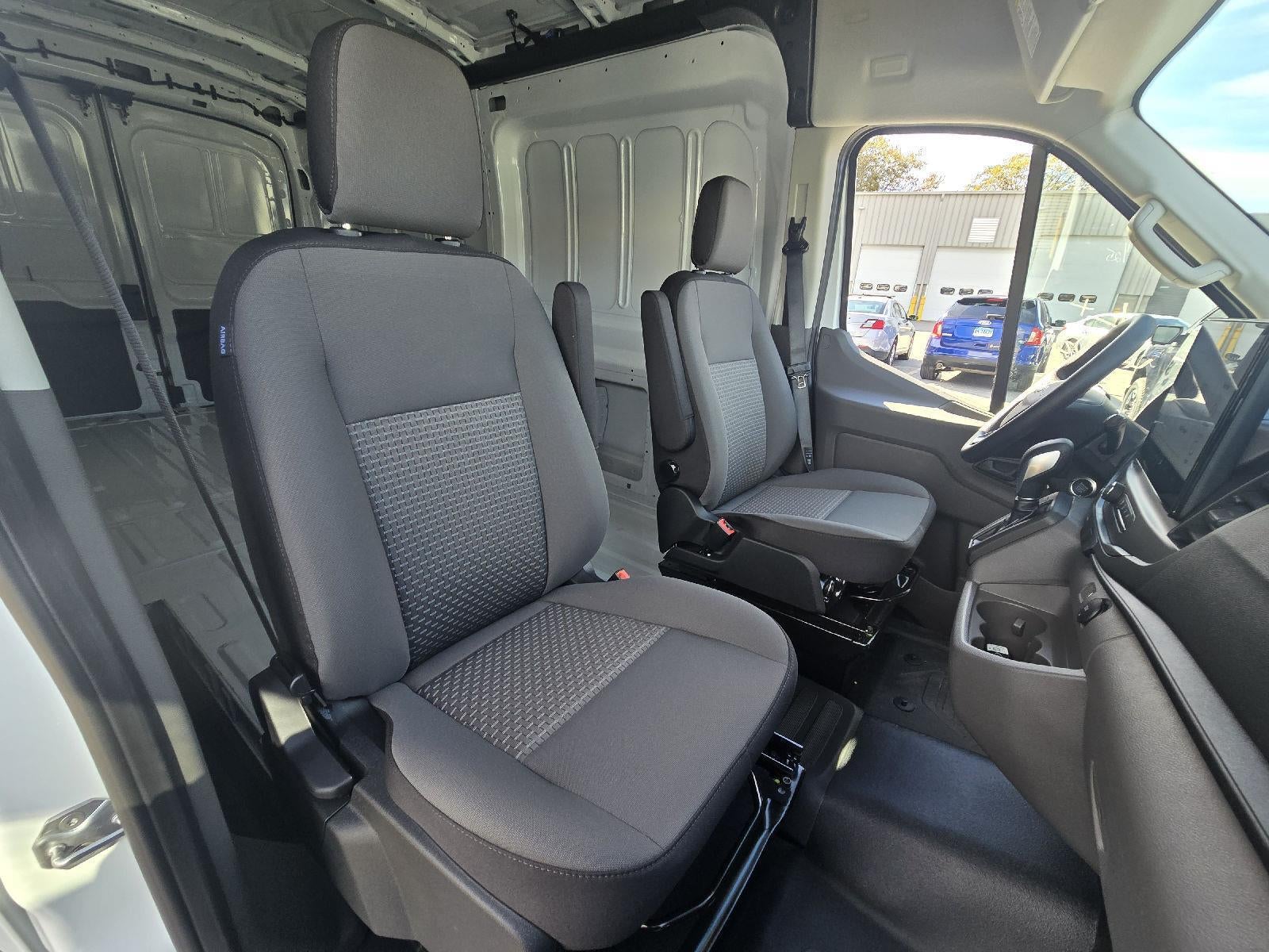 2026 Ford Transit-250 Medium Roof Cargo Van RWD