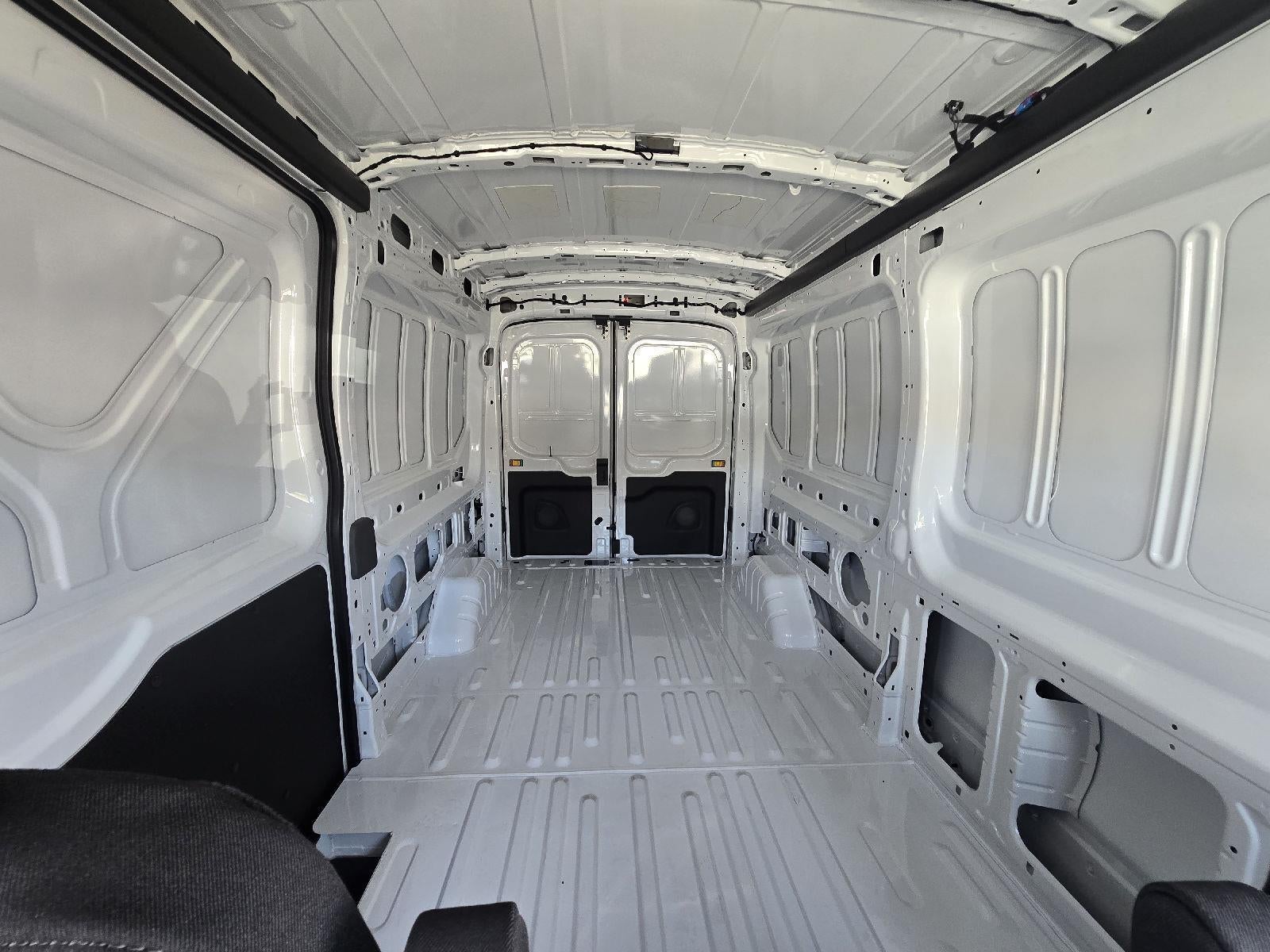 2026 Ford Transit-250 Medium Roof Cargo Van RWD