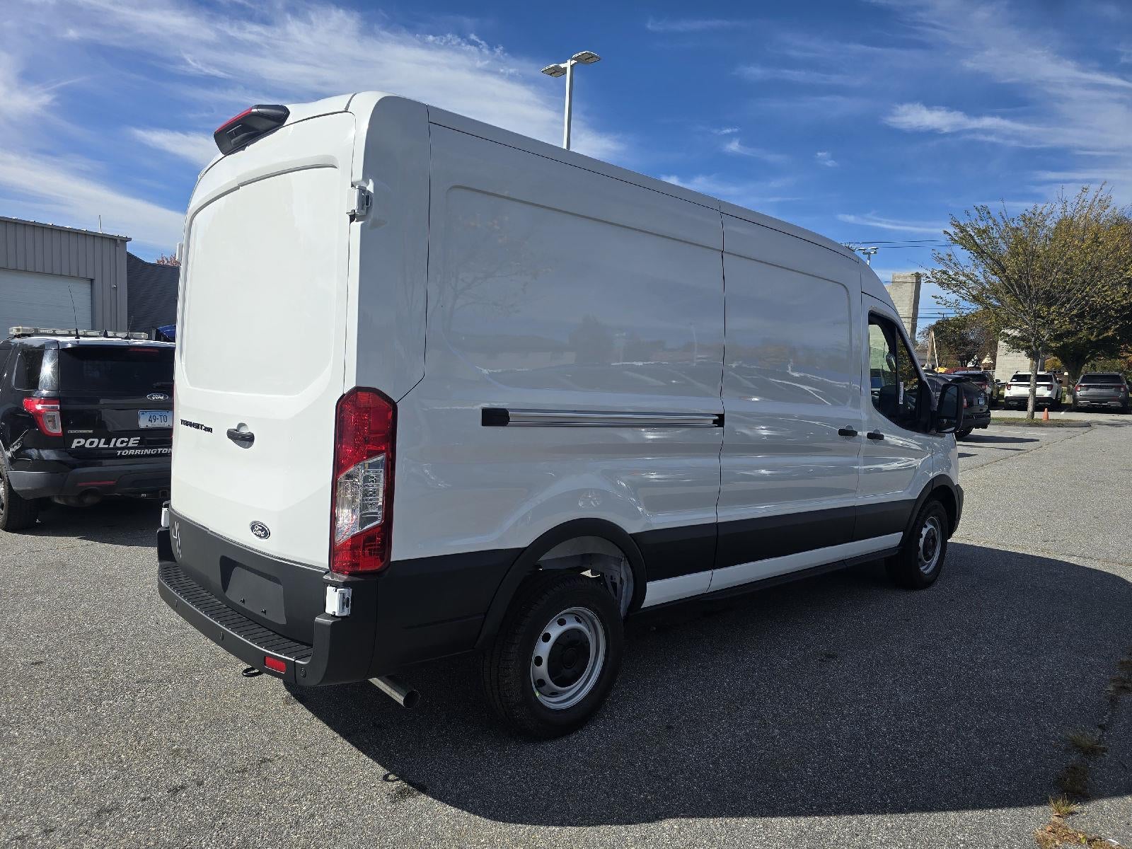 2026 Ford Transit-250 Medium Roof Cargo Van RWD