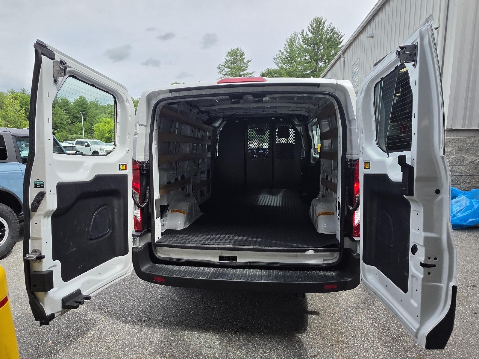 2025 Ford Transit Cargo Van Base