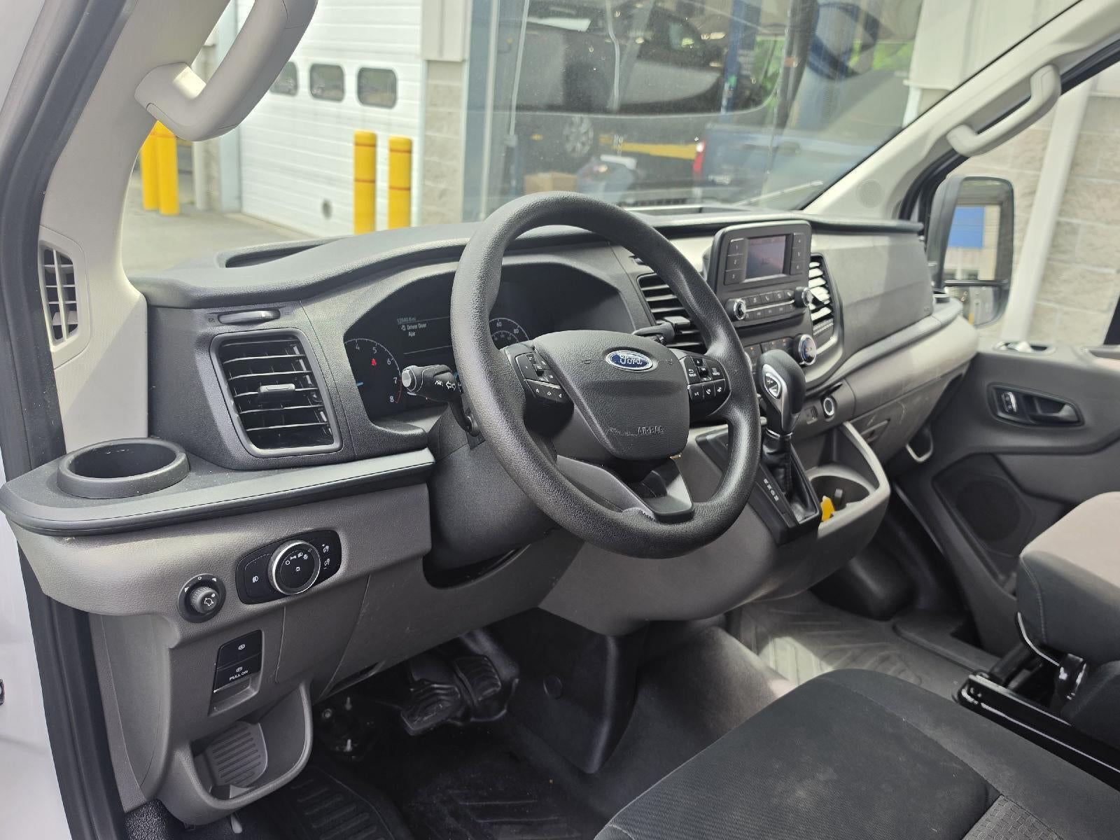 2025 Ford Transit Cargo Van Base