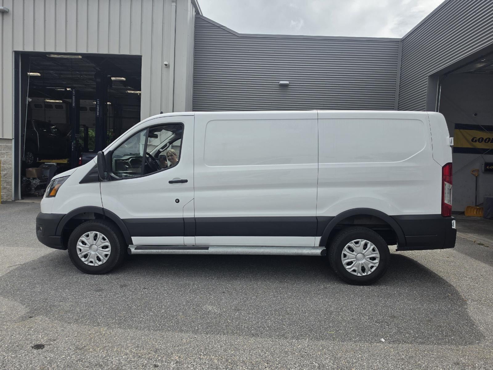 2025 Ford Transit Cargo Van Base