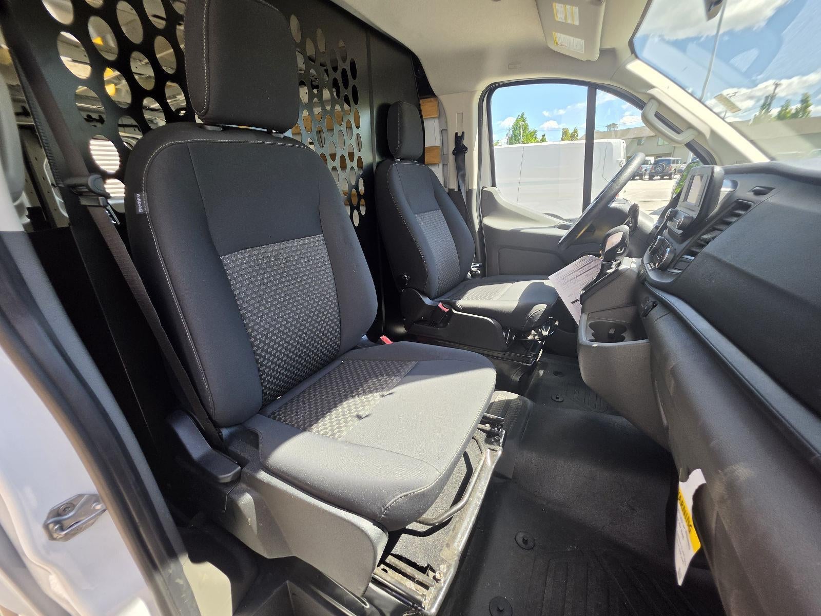 2025 Ford TRANSIT T-250 Base
