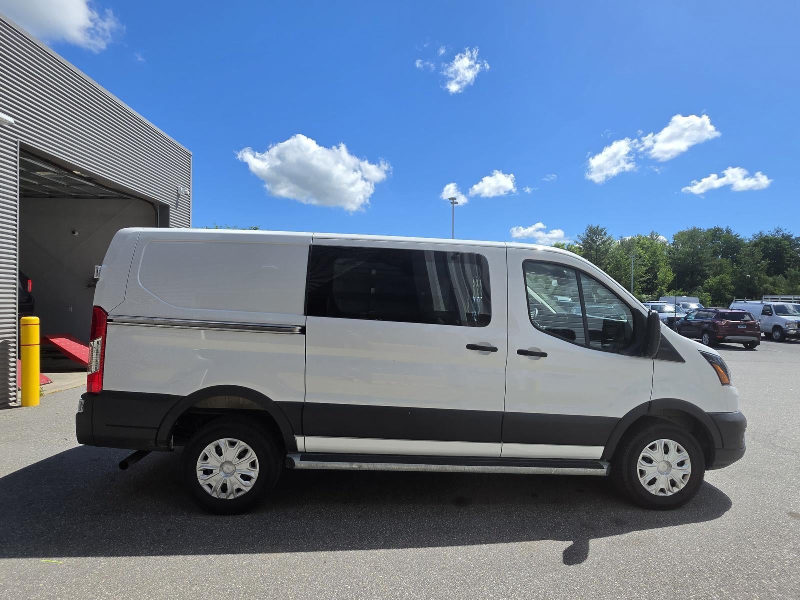 2025 Ford TRANSIT T-250 Base