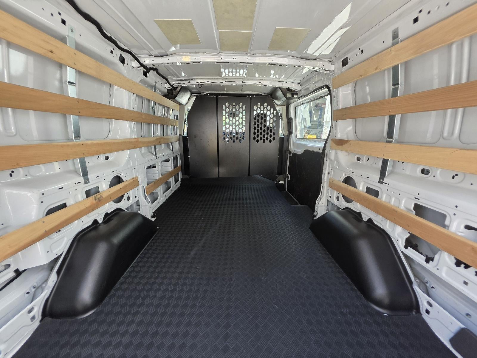 2025 Ford TRANSIT T-250 Base