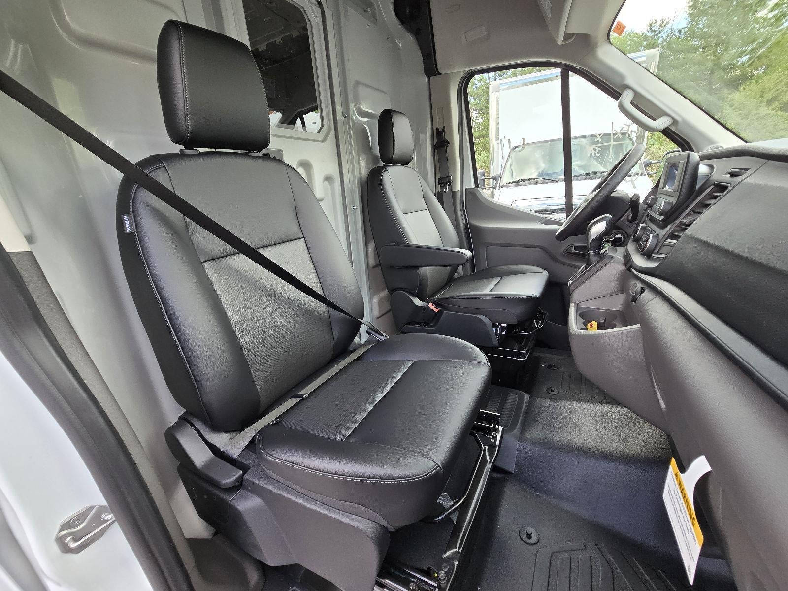 2025 Ford Transit-250 Medium Roof Cargo Van AWD