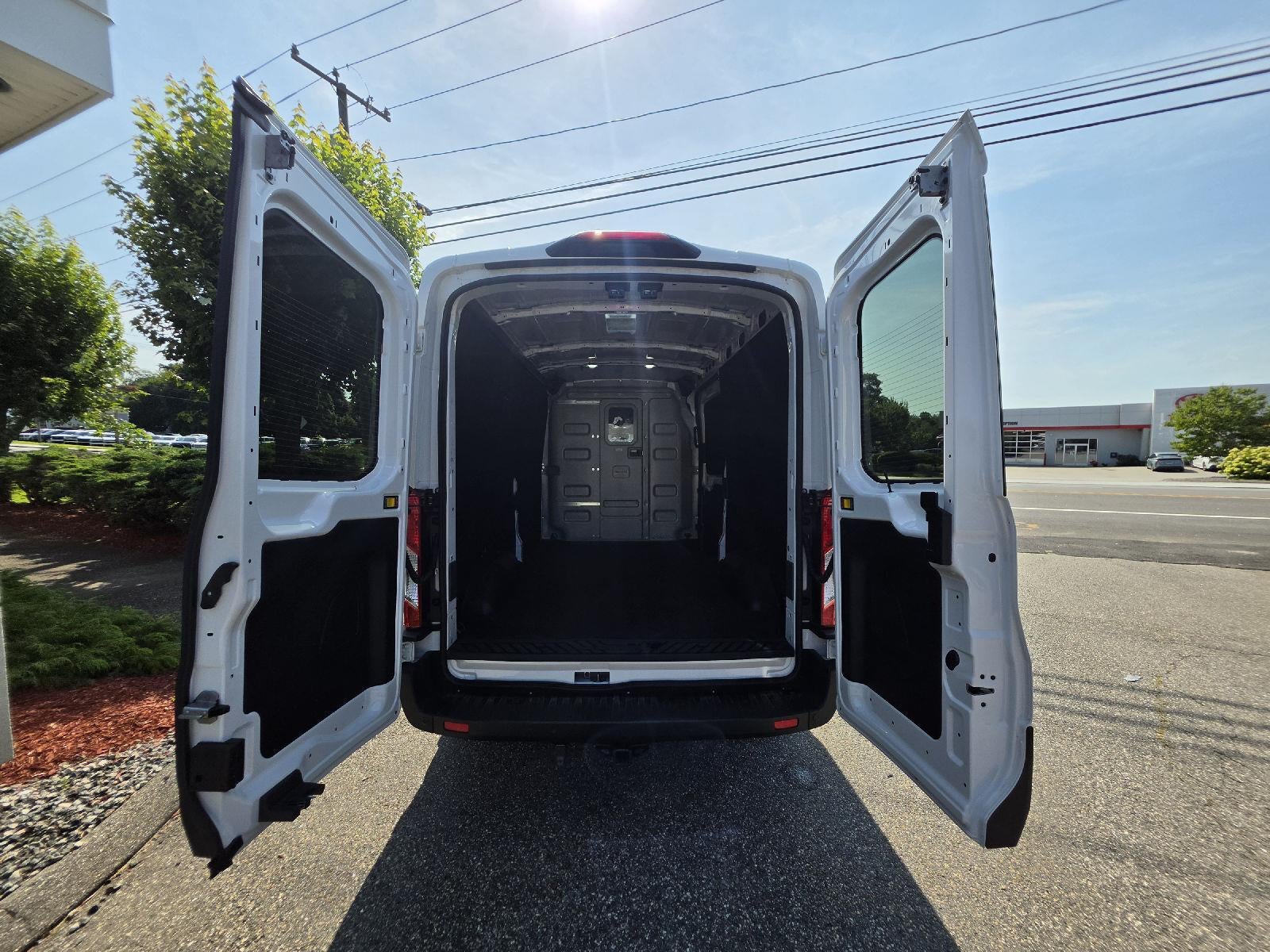 2025 Ford Transit Cargo Van T-250 AWD