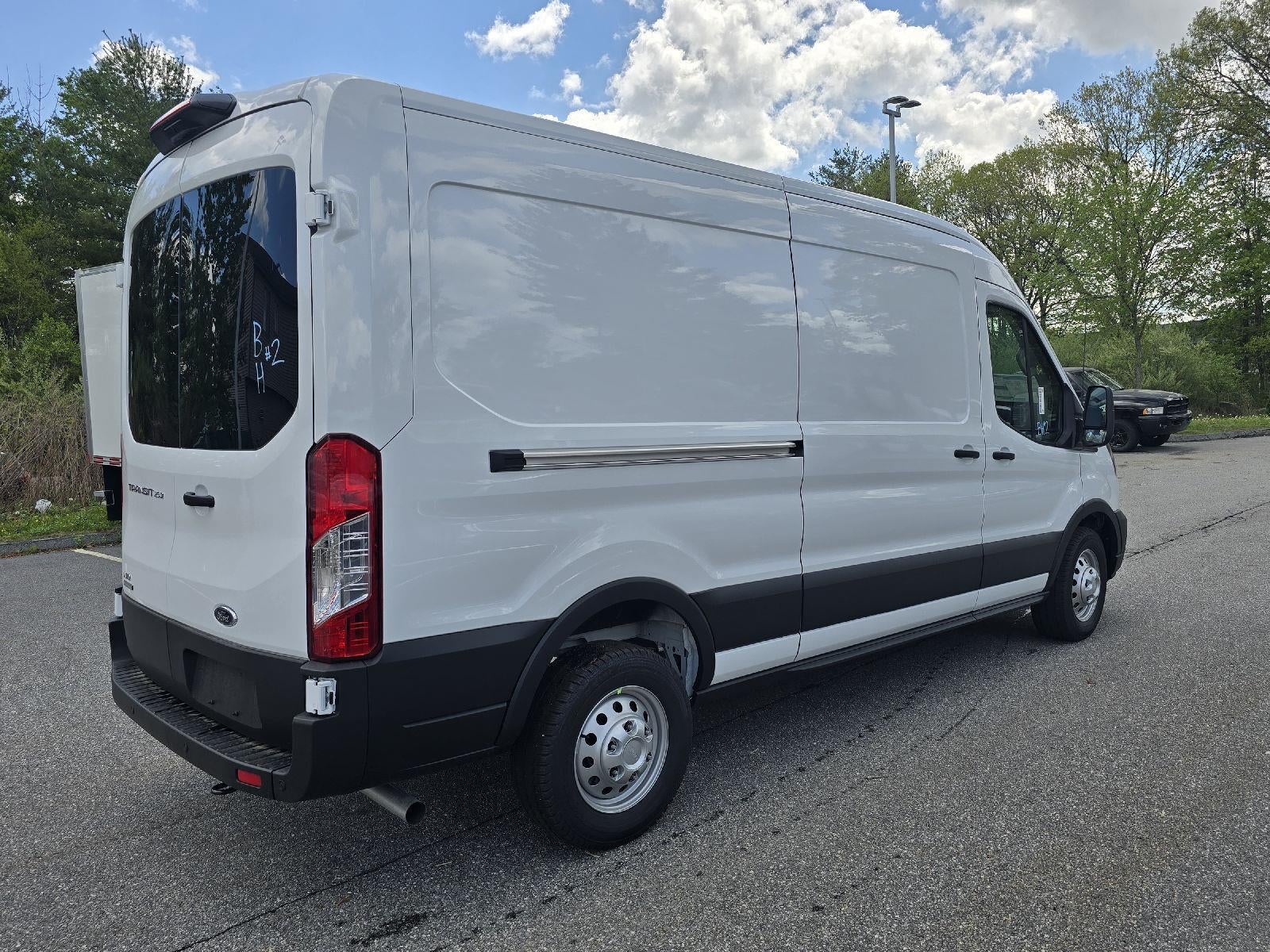 2025 Ford Transit-250 Medium Roof Cargo Van AWD