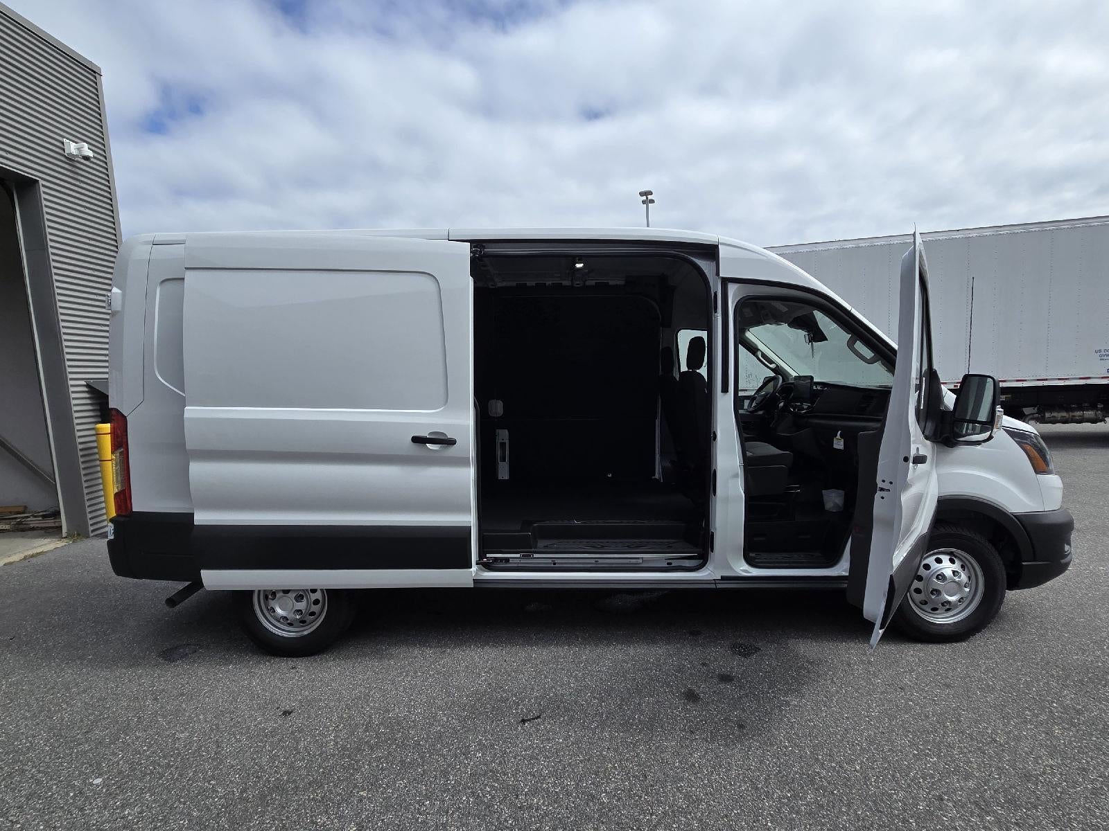 2025 Ford Transit-250 Medium Roof Cargo Van AWD