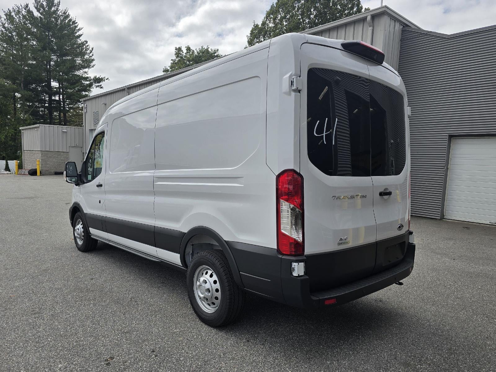 2025 Ford Transit-250 Medium Roof Cargo Van AWD