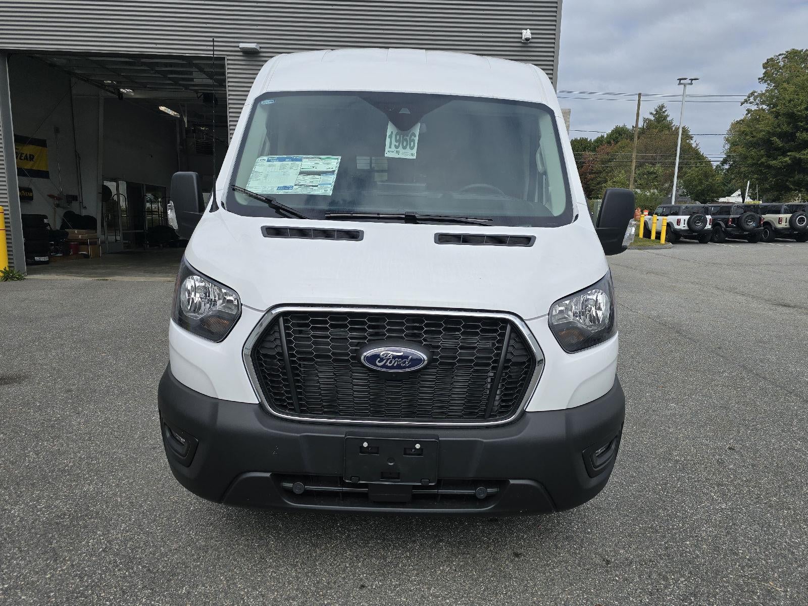 2025 Ford Transit-250 Medium Roof Cargo Van AWD