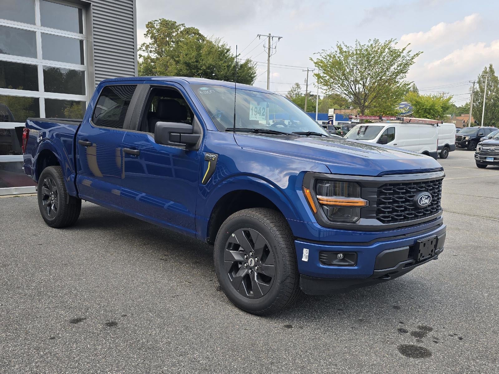 2025 Ford F-150 STX